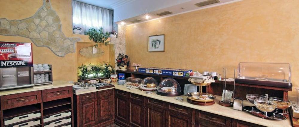 Hotel Aurora Wellness & Spa Tivoli Terme Ngoại thất bức ảnh