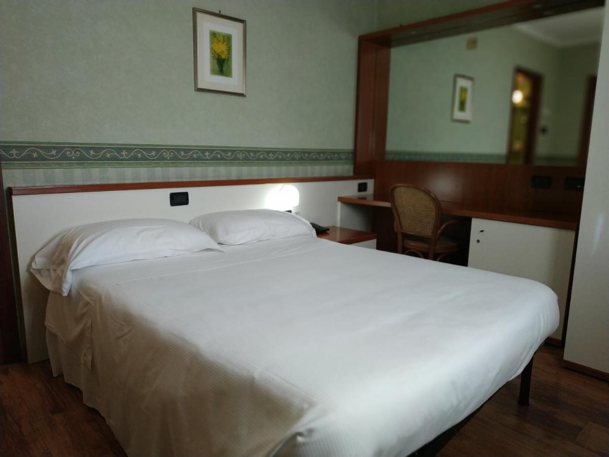 Hotel Aurora Wellness & Spa Tivoli Terme Ngoại thất bức ảnh