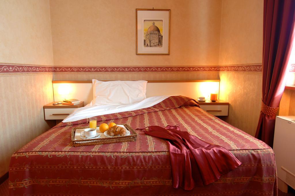 Hotel Aurora Wellness & Spa Tivoli Terme Phòng bức ảnh
